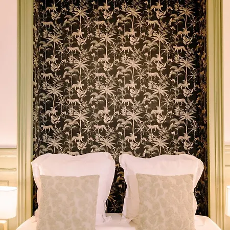 2p - Eiffel Tower View - Romantic Suite-a-c * Paris